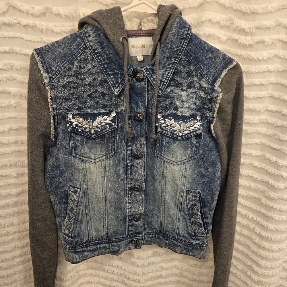 Miss‎ Me Jean Jacket Girls Med Cotton Sleeve hooded Embellished Beaded